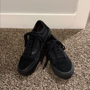 Vans Men's Black Low-Top Sneakers